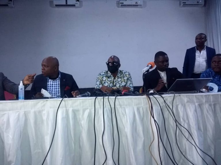 Présidence UNPC: le collectif des journalistes de Kinshasa s’aligne derrière Jean-Marie kassamba Présidence UNPC: le collectif des journalistes de Kinshasa s’aligne derrière Jean-Marie kassamba