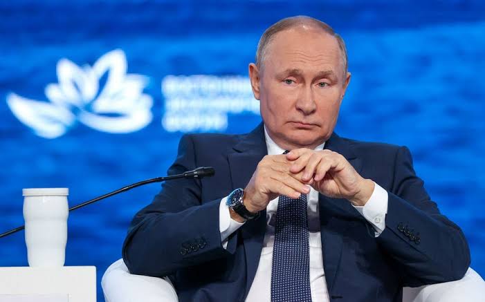 Vladimir Poutine aux Occidentaux: « Il est impossible d’isoler la Russie » Vladimir Poutine aux Occidentaux: « Il est impossible d’isoler la Russie »
