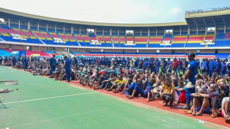 Kinshasa : Plus de 1000 Kuluna présentés au Ministre de l’Intérieur