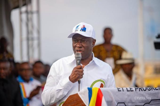 Dossier Constitution : « Il n’y a que la Bible qu’on ne peut pas toucher. » Augustin Kabuya à jeune Afrique