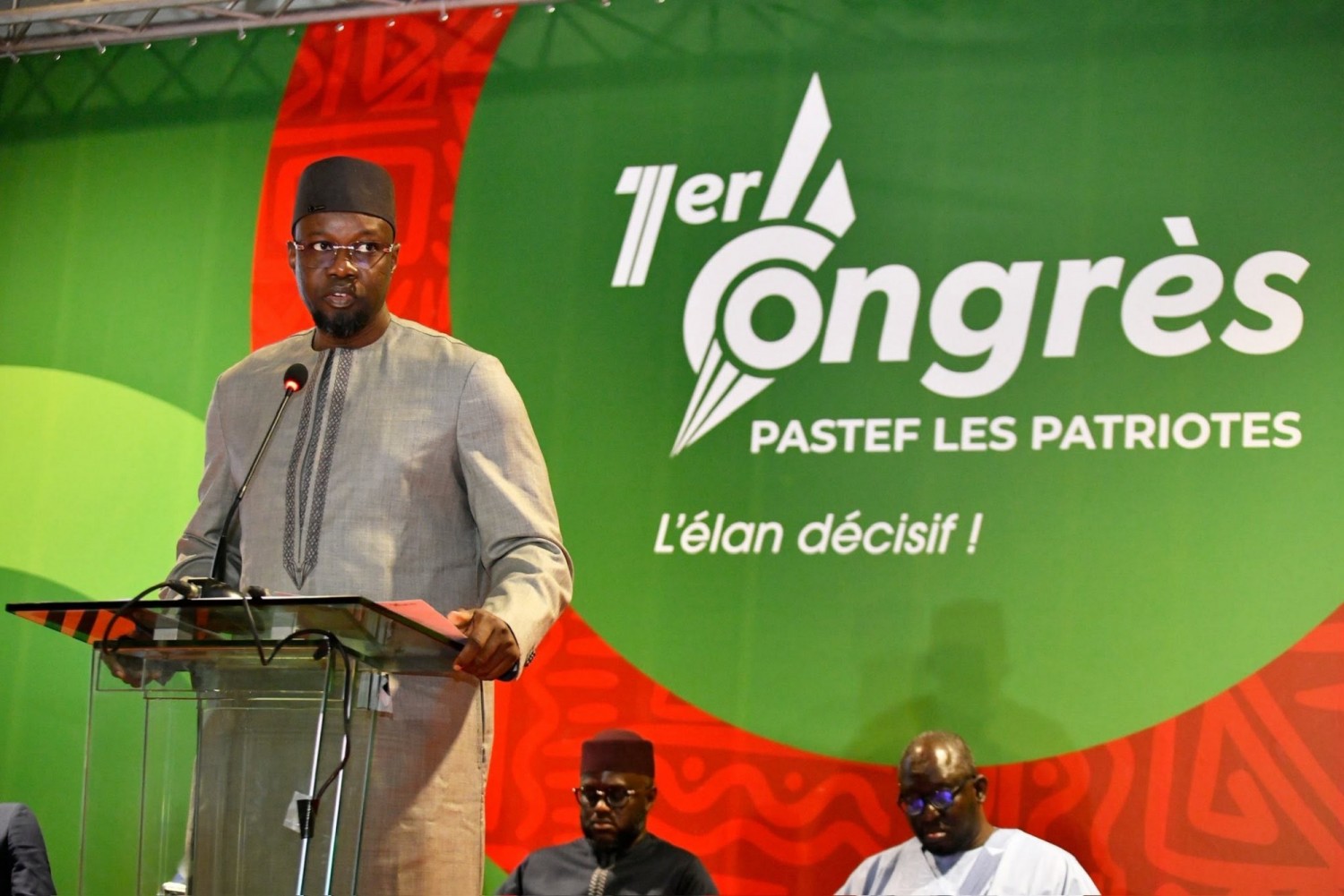 Sénégal : Ousmane Sonko reconduit à la tête du Pastef et hau